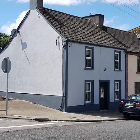 Banagher Cosy Townhouse On The Hill In Irelandヴィラ エクステリア 写真