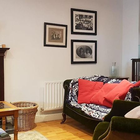 Banagher Cosy Townhouse On The Hill In Irelandヴィラ エクステリア 写真